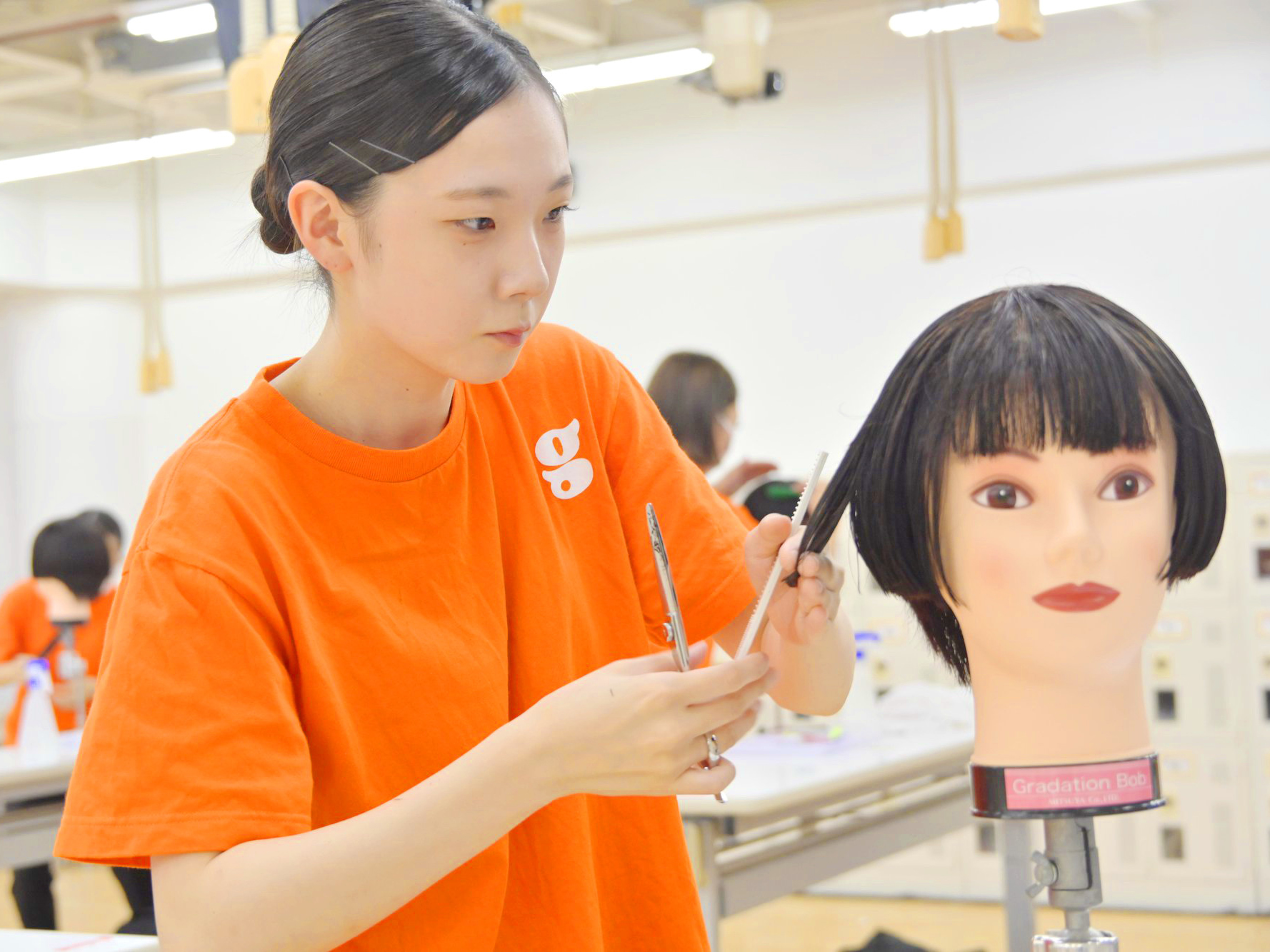 グラデーションボブ競技